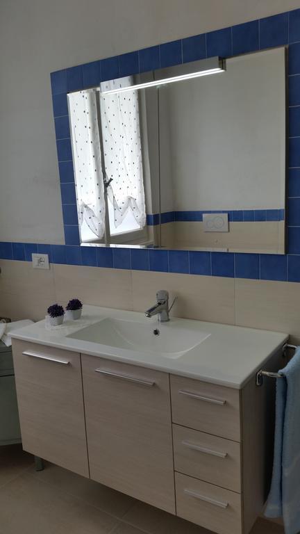 Apartment Iseo Lake サーレ・マラジーノ 部屋 写真