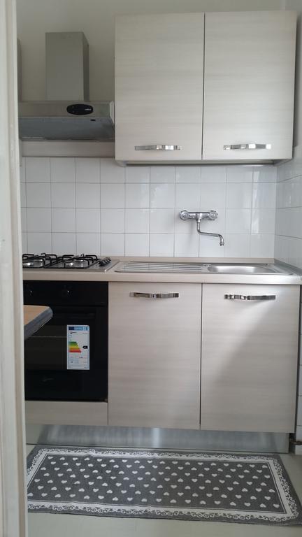 Apartment Iseo Lake サーレ・マラジーノ 部屋 写真